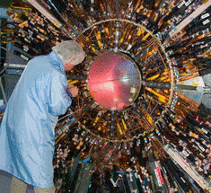 Бозон Хиггса может быть частью загадки материи и антиматерии