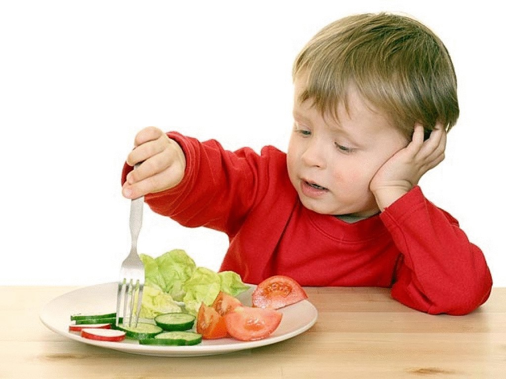 Чем кормить ребенка во время простуды