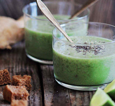 Легкий детокс-суп из авокадо и имбиря, не требующий варки!