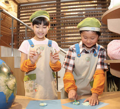 Как японских школьников ежедневно приучают к вторичной переработки ресурсов