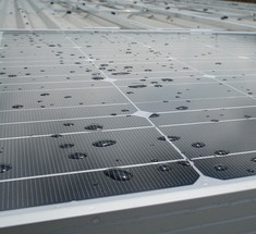 Графен позволит солнечным батареям заряжаться от капель дождя