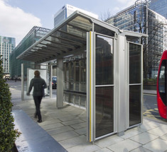 Автобусная остановка с солнечными панелями может обеспечить энергией целый дом