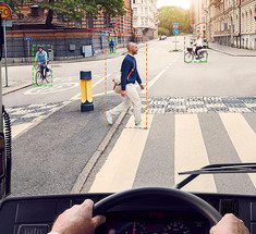 Электробусы Volvo будут предупреждать пешеходов о своем приближении