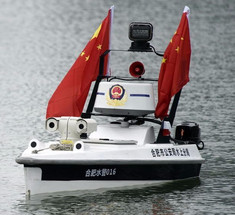  Китай запустил самоуправляемый патрульный катер для спасения утопающих