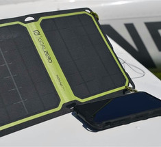Прочная портативная солнечная панель Nomad для экстремальных условий