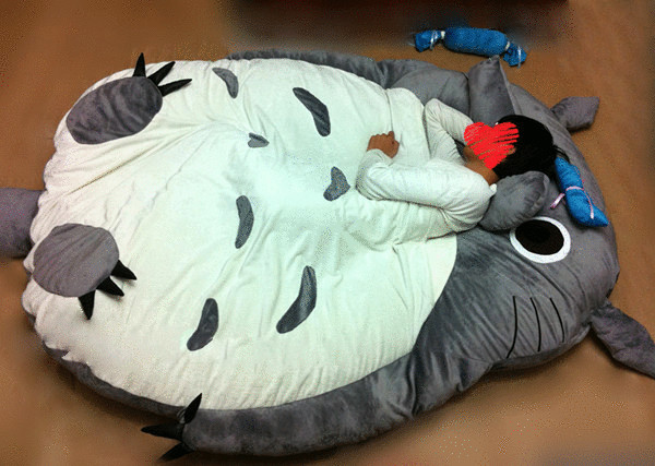  Кровать-подушка Totoro Bed