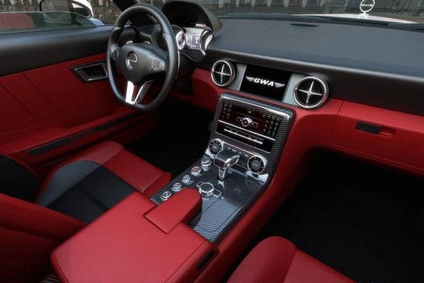 Mercedes-Benz GWA 300 SLC: новая жизнь для старого родстера