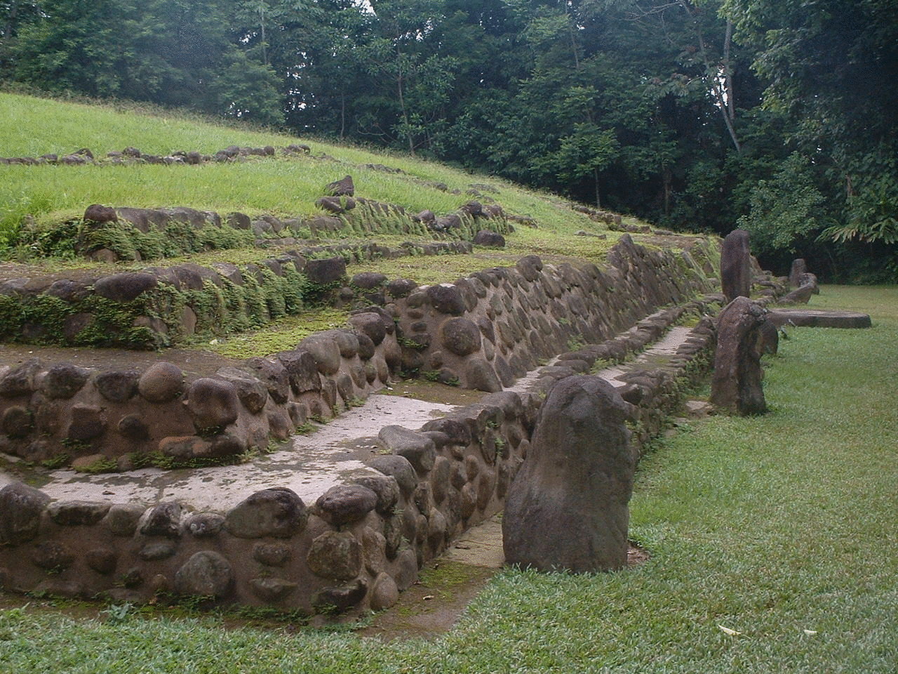 Найдена одна из самых древних гробниц правителя майя