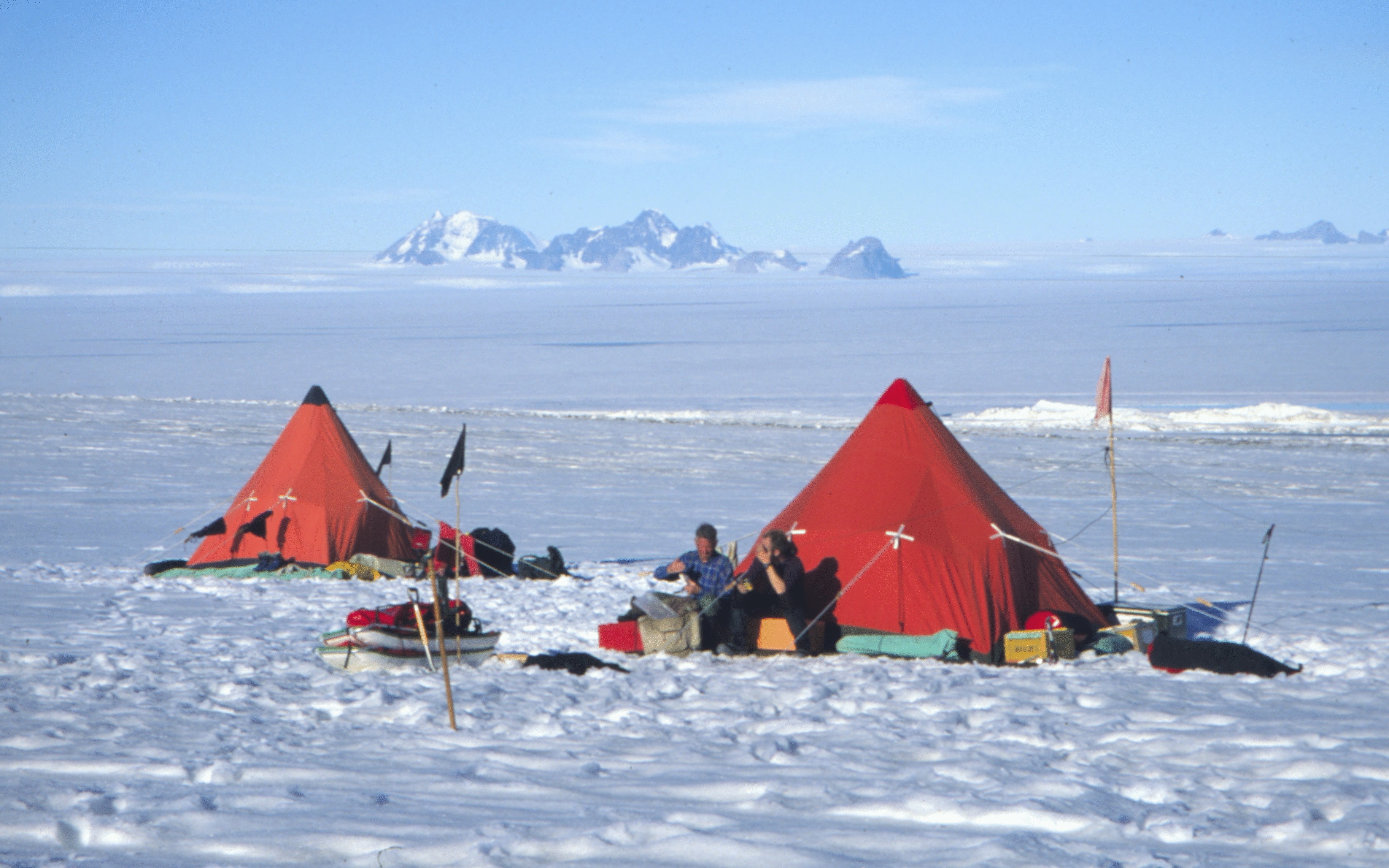 Как живут полярники в Антарктиде?