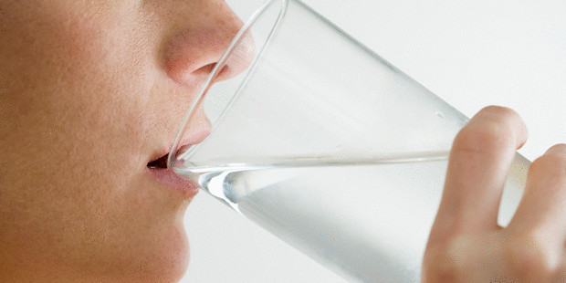 Сколько воды нужно пить, чтобы быть здоровым?