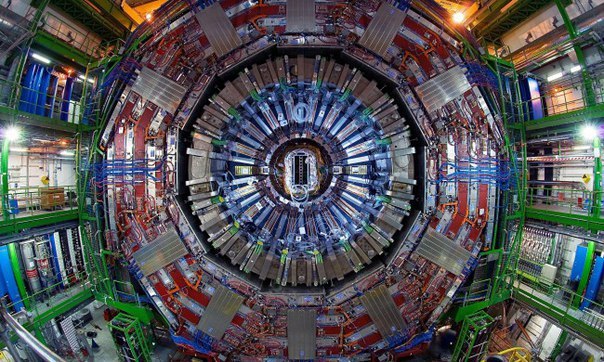 Большой адронный коллайдер нанес еще один удар теории суперсимметрии