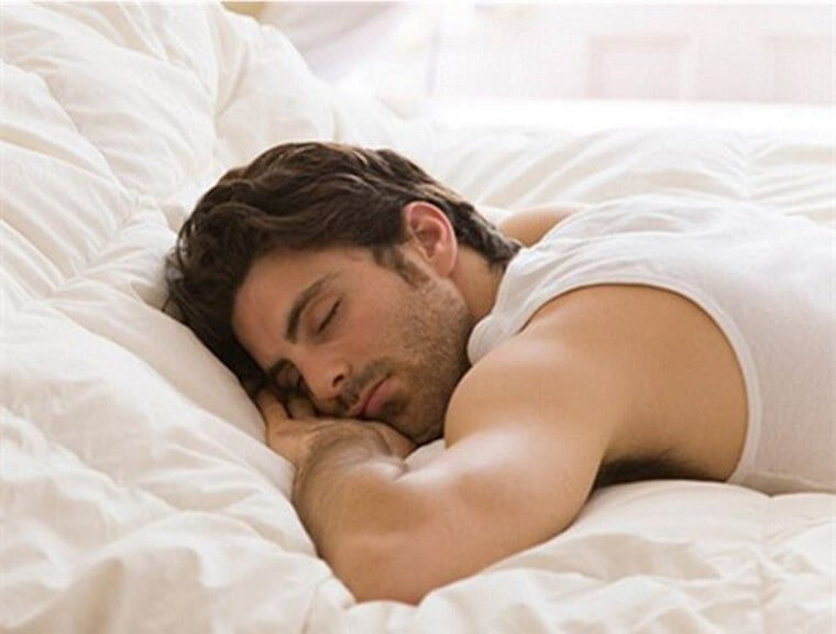 К чему снится муж в постели. Спящие мужчины.