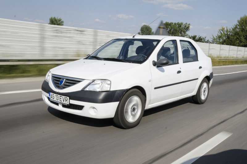 Умелец из Франции создал собственный электромобиль на базе Dacia Logan