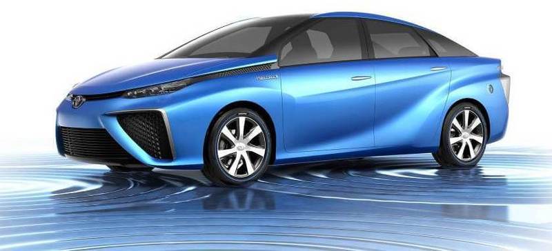 Toyota против Tesla: водород или электричество, кто кого?