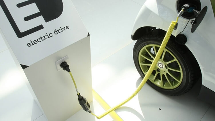 В России разрабатываются «аккумуляторы будущего» для электромобилей