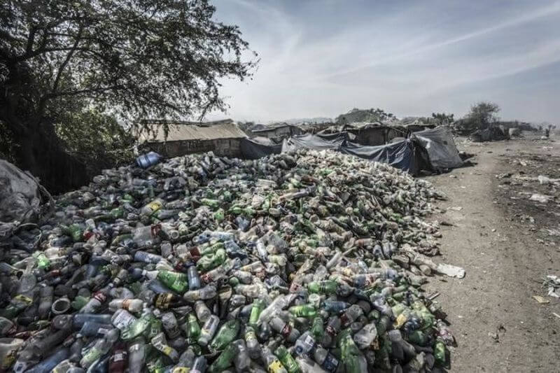 Вместо мусора — полезные вещи: 10 успешных стартапов со всего мира по рециклингу пластика