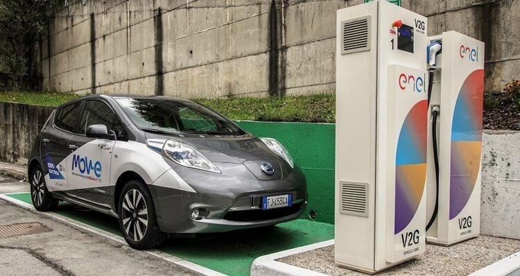 Enel и Nissan запускают проект двухстороннего использования электромобилей