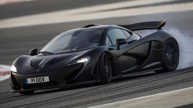 Супергибрид McLaren P1 стал быстрейшей серийной машиной Нюрбургринга
