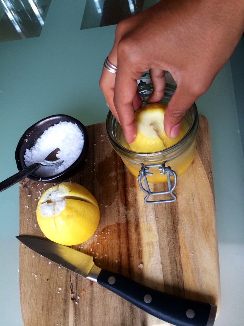 Как сохранить лимон в холодильнике