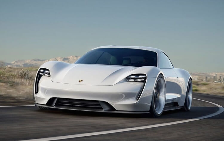 Мощность электрокара Porsche Mission E будет достигать 670 «лошадей»