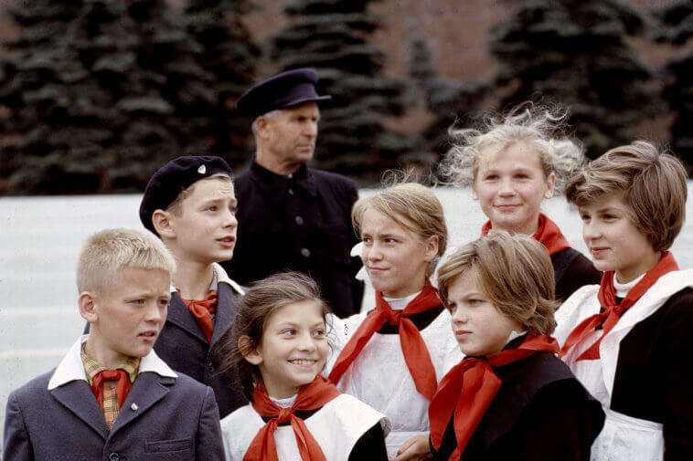 Левые с пеленок: американка — о том, как в СССР детсады растили более счастливых людей, чем в США