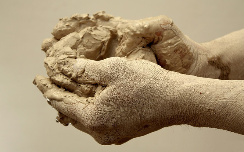 Шамотная глина своими руками: от кирпичной кладки до изящных фигур