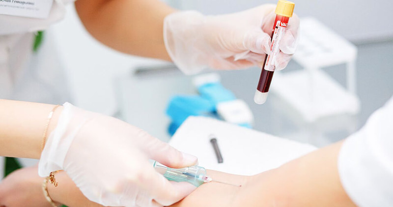 О каких патологиях может рассказать биохимический анализ крови