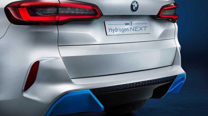 BMW показала кроссовер с водородным приводом – X5 получит его первым