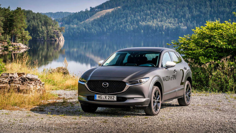 Mazda представит электрический внедорожник