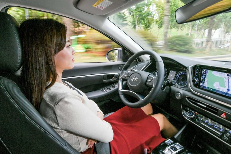 Система умного круиз-контроля Hyundai копирует ваш стиль вождения