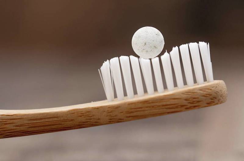 Канадские ученые изобрели таблетку зубной пасты