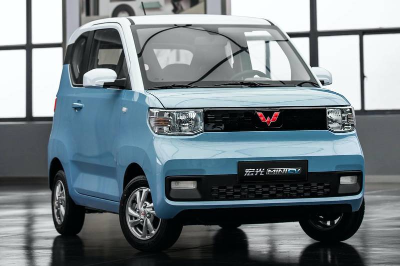 Новый электрический китайский электромобиль стоимостью 4000 евро 