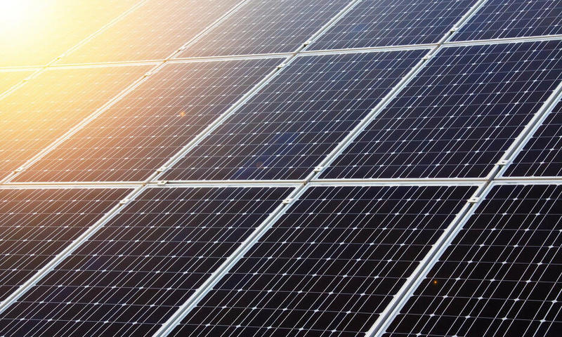 Солнечная промышленность - крупнейший работодатель в сфере возобновляемых источников энергии