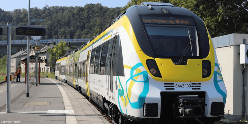 Alstom демонстрирует электрический поезд на аккумуляторах в Германии