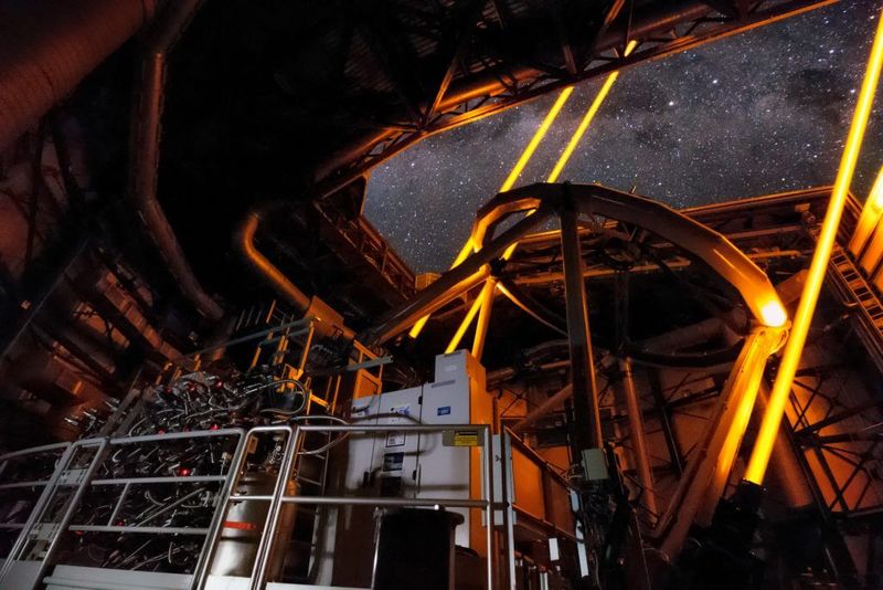 Часть пропавшего вещества Вселенной обнаружена благодаря очень большому телескопу